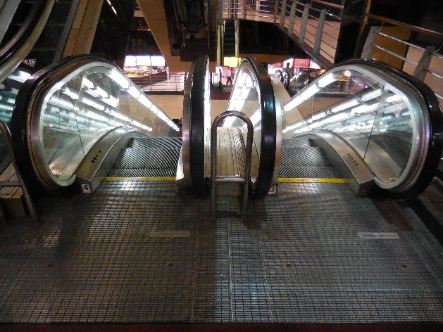 Escalator Modernisation @ Fortune Centre, mechanical and electrical works by Wistec Engineers